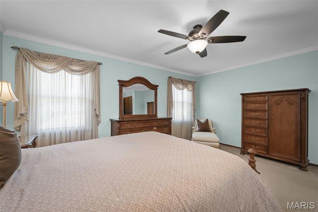 9803 Hilltop Drive, Sunset Hills, MO 63128