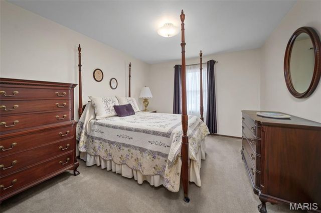 9803 Hilltop Drive, Sunset Hills, MO 63128