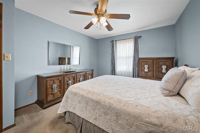 9803 Hilltop Drive, Sunset Hills, MO 63128