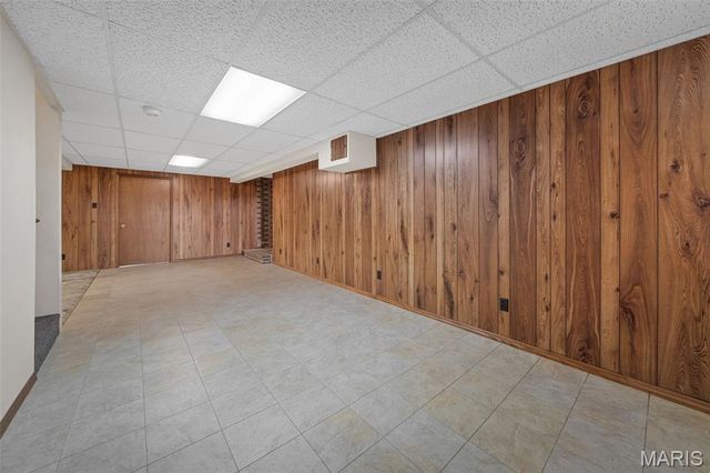 9803 Hilltop Drive, Sunset Hills, MO 63128