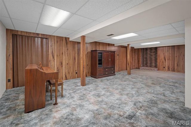 9803 Hilltop Drive, Sunset Hills, MO 63128