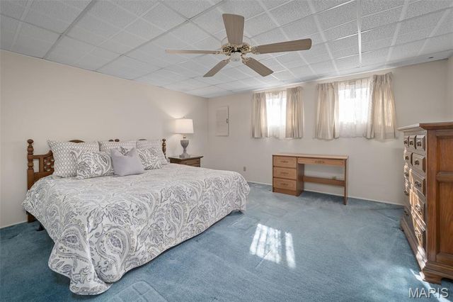 9803 Hilltop Drive, Sunset Hills, MO 63128