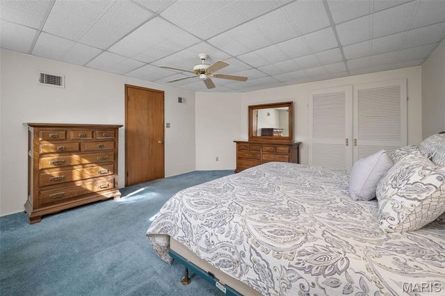 9803 Hilltop Drive, Sunset Hills, MO 63128