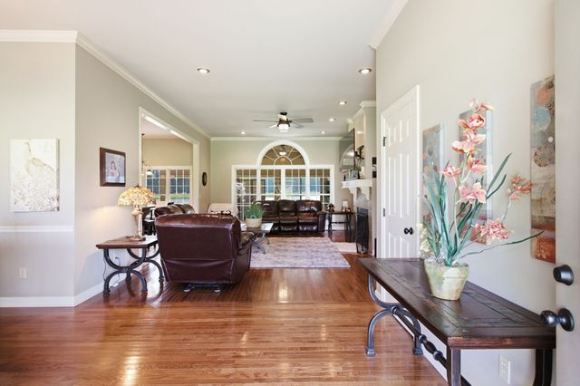 20 Rebecca West Rd, Fayetteville, TN 37334