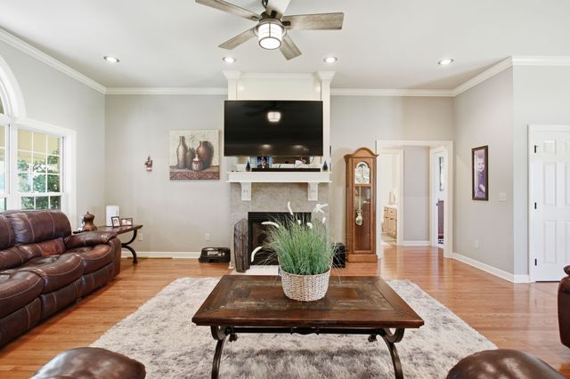 20 Rebecca West Rd, Fayetteville, TN 37334