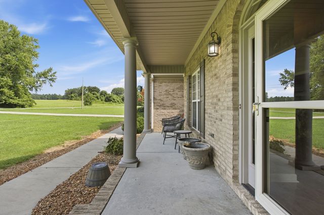 20 Rebecca West Rd, Fayetteville, TN 37334
