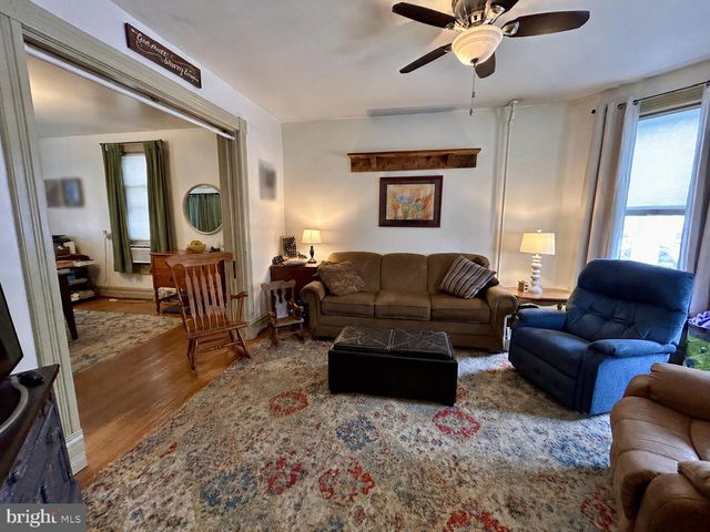 118 W SECOND ST, Waynesboro, PA 17268