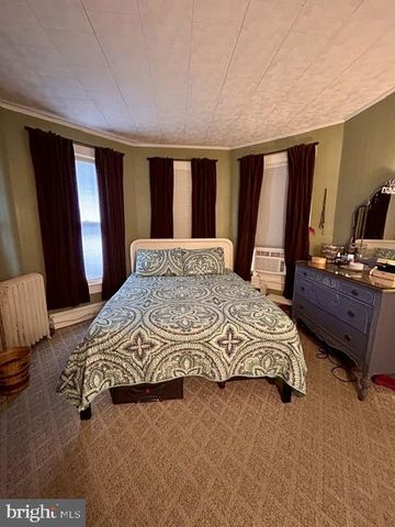 118 W SECOND ST, Waynesboro, PA 17268