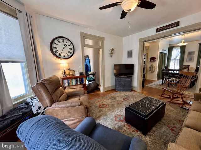 118 W SECOND ST, Waynesboro, PA 17268