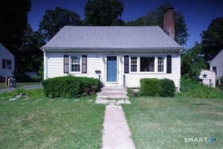 108 White Street, Manchester, CT 06042