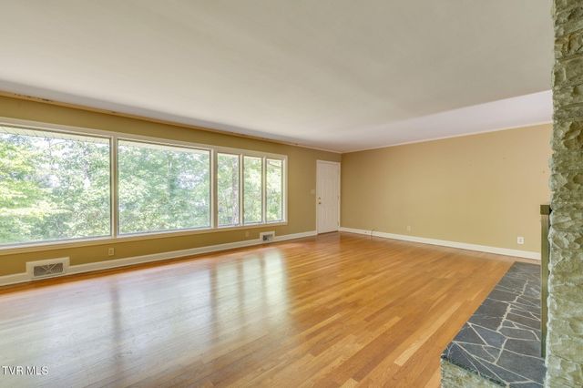 253 Indian Trail, Bristol, TN 37620