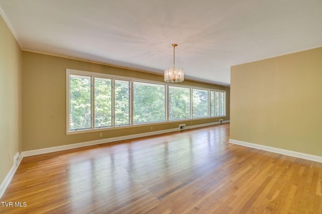 253 Indian Trail, Bristol, TN 37620