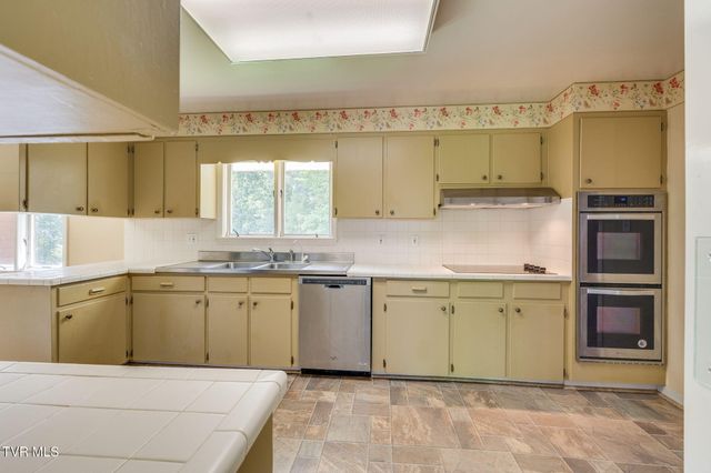 253 Indian Trail, Bristol, TN 37620