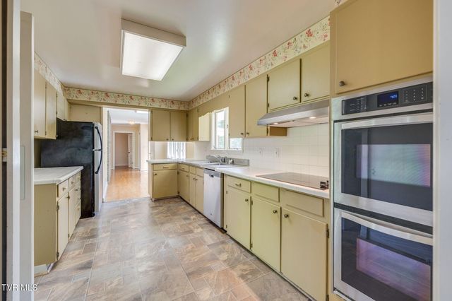 253 Indian Trail, Bristol, TN 37620
