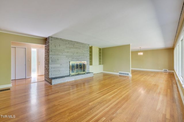 253 Indian Trail, Bristol, TN 37620