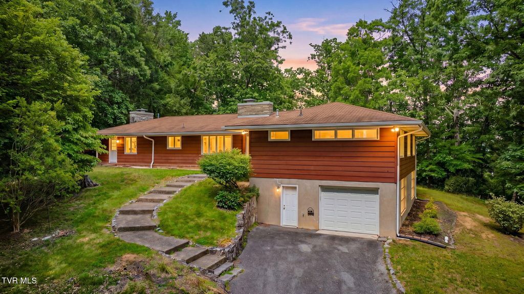 253 Indian Trail, Bristol, TN 37620