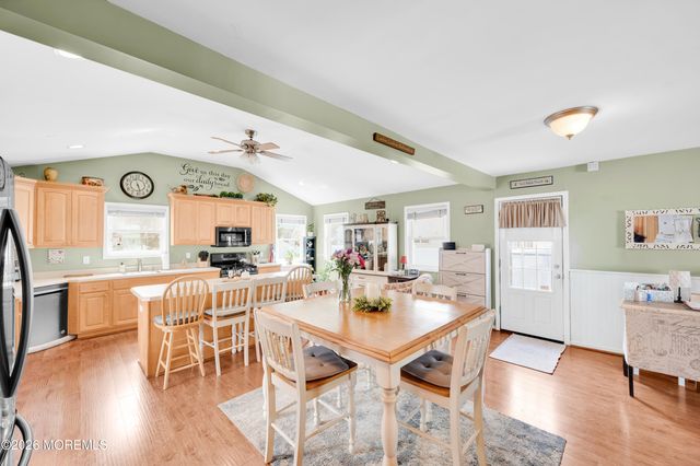 1145 Windward Avenue, Beachwood, NJ 08722