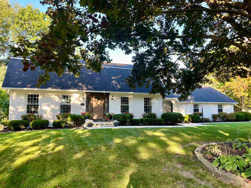 825 Baskins Place, Saginaw, MI 48638