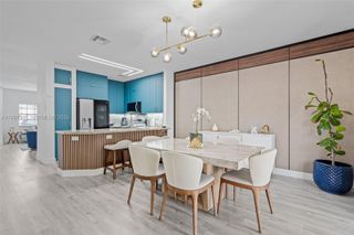 5725 NW 114th Path 114, Doral, FL 33178