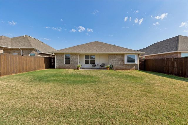 3404 NW 181 Street, Edmond, OK 73012