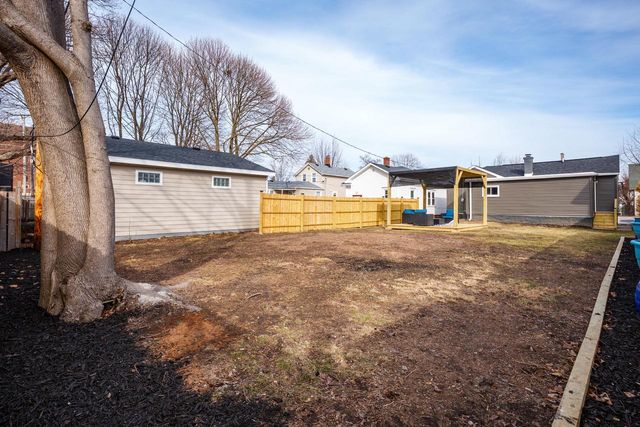 1618 Grand AVENUE, Racine, WI 53403