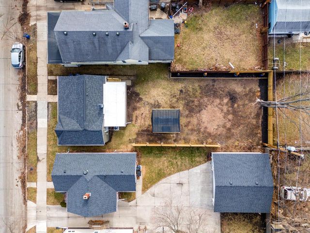 1618 Grand AVENUE, Racine, WI 53403