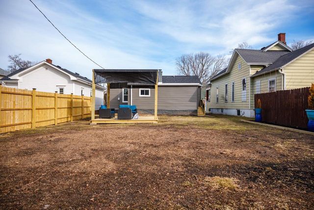 1618 Grand AVENUE, Racine, WI 53403