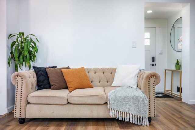 1618 Grand AVENUE, Racine, WI 53403