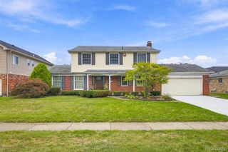 1615 N Evangeline Street, Dearborn Heights, MI 48127
