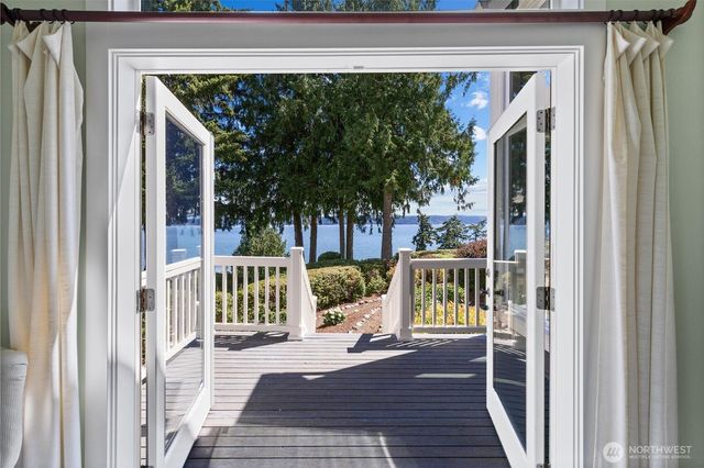 2475 Bretland Road, Camano Island, WA 98282
