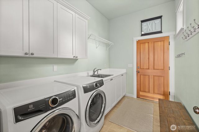 2475 Bretland Road, Camano Island, WA 98282