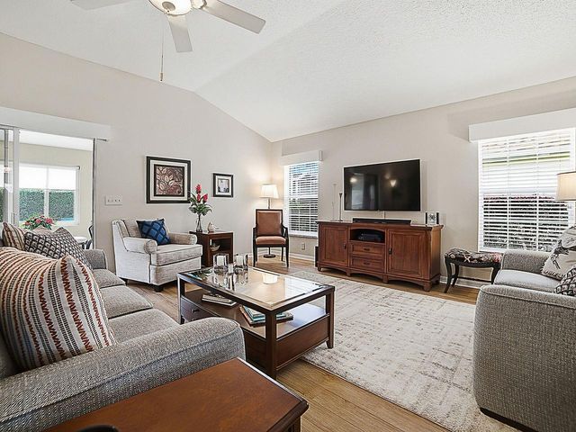 1892 WALDEN WAY, The Villages, FL 32162