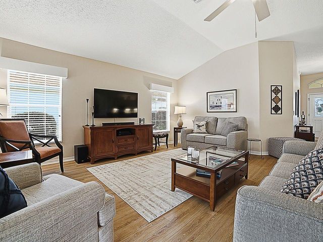 1892 WALDEN WAY, The Villages, FL 32162