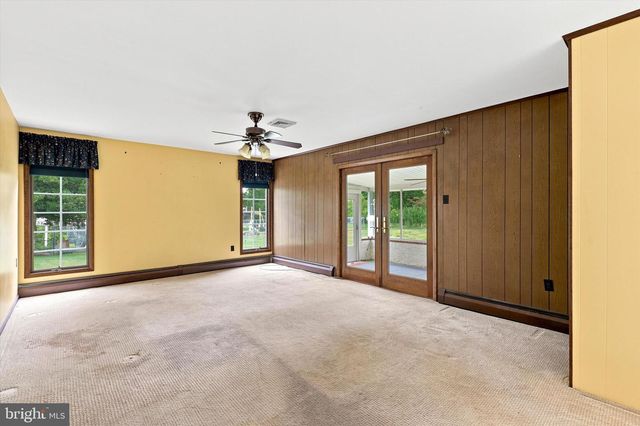 68 IROQUOIS AVE, Doylestown, PA 18901