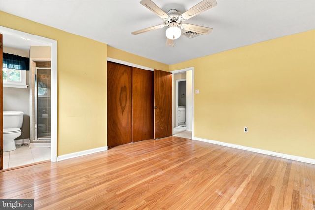 68 IROQUOIS AVE, Doylestown, PA 18901