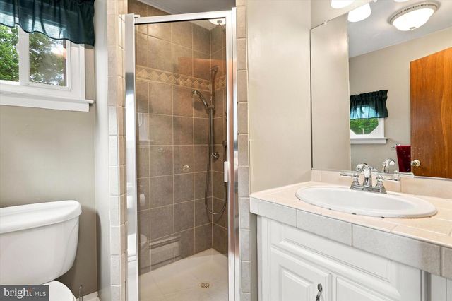 68 IROQUOIS AVE, Doylestown, PA 18901