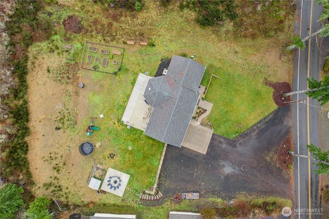 1591 E Island Lake Drive, Shelton, WA 98584