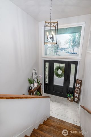 1591 E Island Lake Drive, Shelton, WA 98584