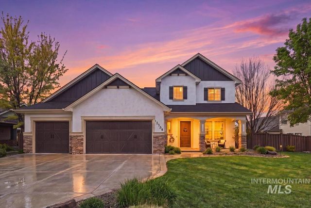 11538 W Sharpthorn Dr, Boise, ID 83709