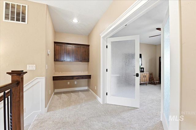 11538 W Sharpthorn Dr, Boise, ID 83709