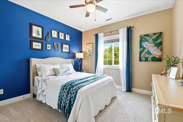 11538 W Sharpthorn Dr, Boise, ID 83709