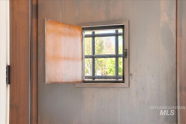 11538 W Sharpthorn Dr, Boise, ID 83709