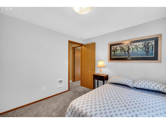 10515 Ne 20TH Ave, Vancouver, WA 98686