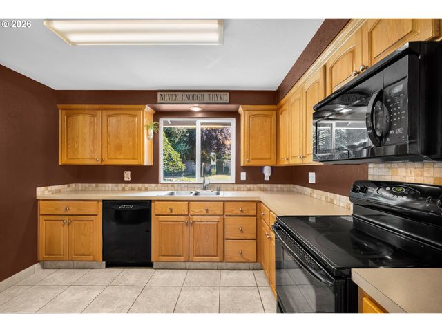 10515 Ne 20TH Ave, Vancouver, WA 98686