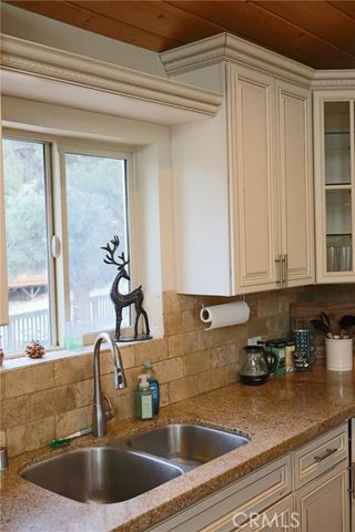 15425 Live Oak, Pine Mtn Club, CA 93222