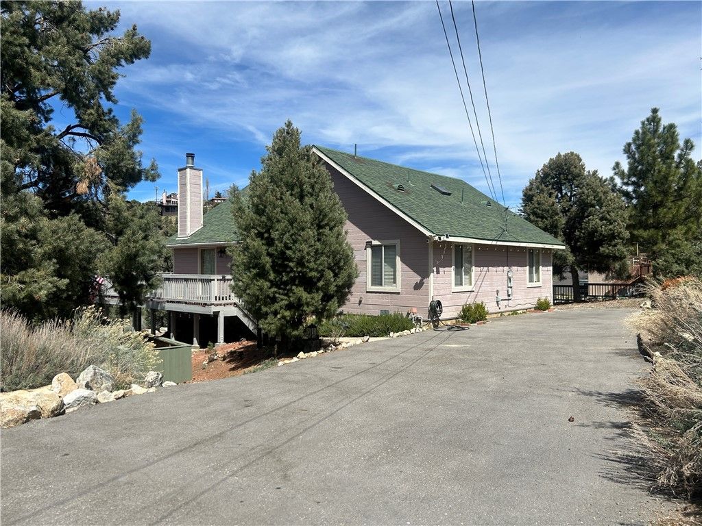 15425 Live Oak, Pine Mtn Club, CA 93222