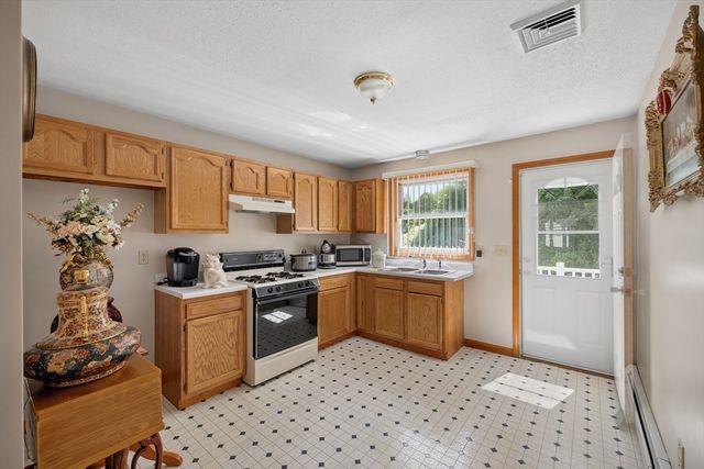 1200 Bay St, Fall River, MA 02724