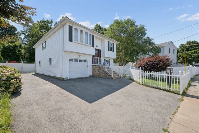 1200 Bay St, Fall River, MA 02724
