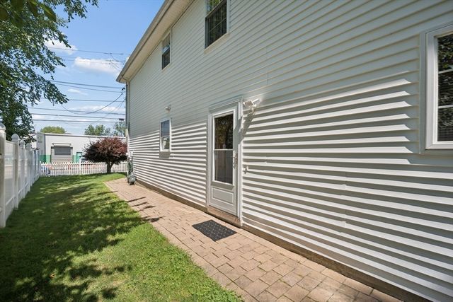 1200 Bay St, Fall River, MA 02724