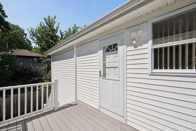 1200 Bay St, Fall River, MA 02724